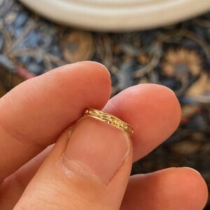 Antique 10K Engraved Ornate Band Ring, Tiny Size